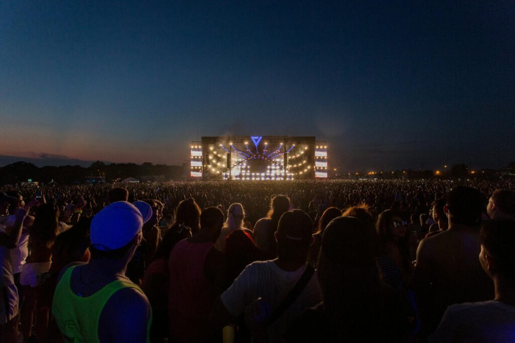 Vandalay at Summer City Lights Festival